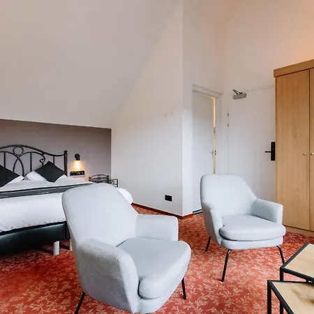 - De Zevende Heerlijkheid 4* سليناكين