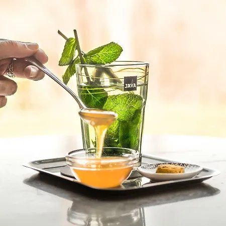 - - De Zevende Heerlijkheid Hotel 3*