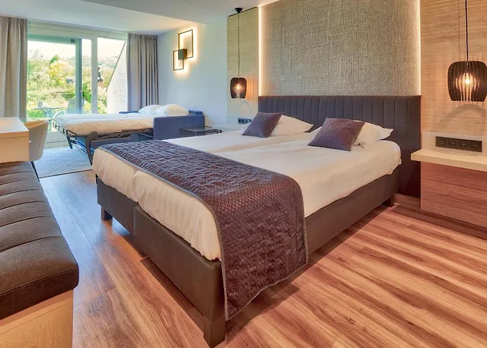 - - De Zevende Heerlijkheid Hotel